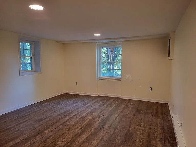 214A Ferstl Ave — Photo 3