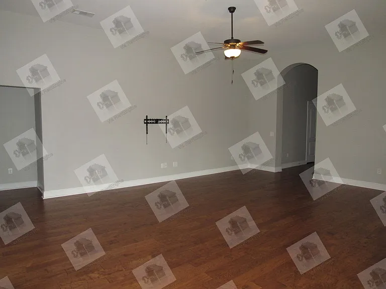 8701 Rush Ln — Photo 6