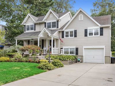 124 Brook St, Garden City, NY, 11530