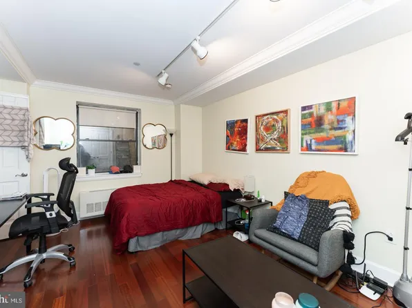 1701 Locust St Unit 1516, Philadelphia, PA 19103