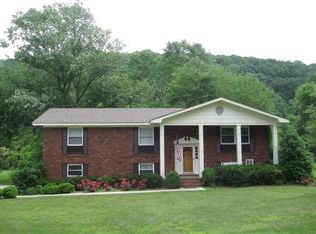 404 Esther Dr, Dalton, GA 30720