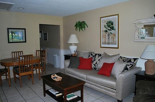 4th image of 1770 Gulf Blvd Unit 1