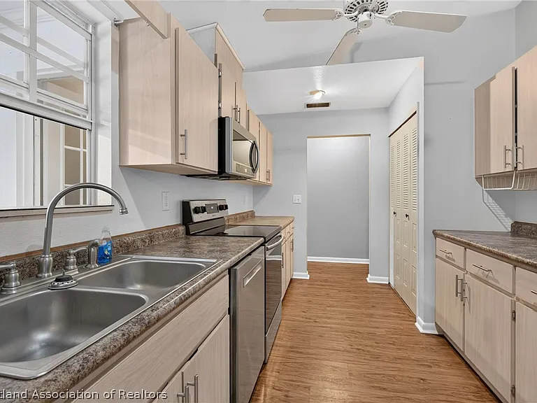 3205 Monza Dr — Photo 11