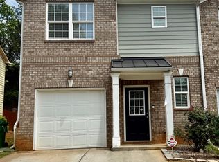 863 Langston Trce, Stone Mountain, GA 30083