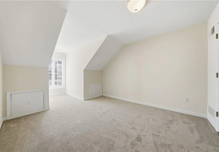 819 Strasburg Dr — Photo 39