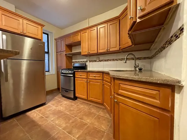 615 West 186th Street image 1 of 11