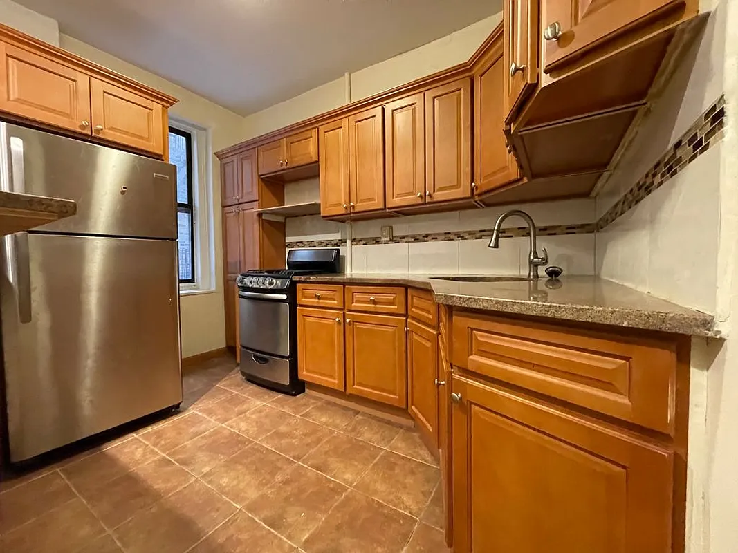 615 West 186th Street 3I