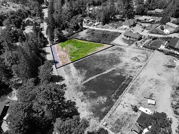 3rd image of 2080 Harbourview Rd