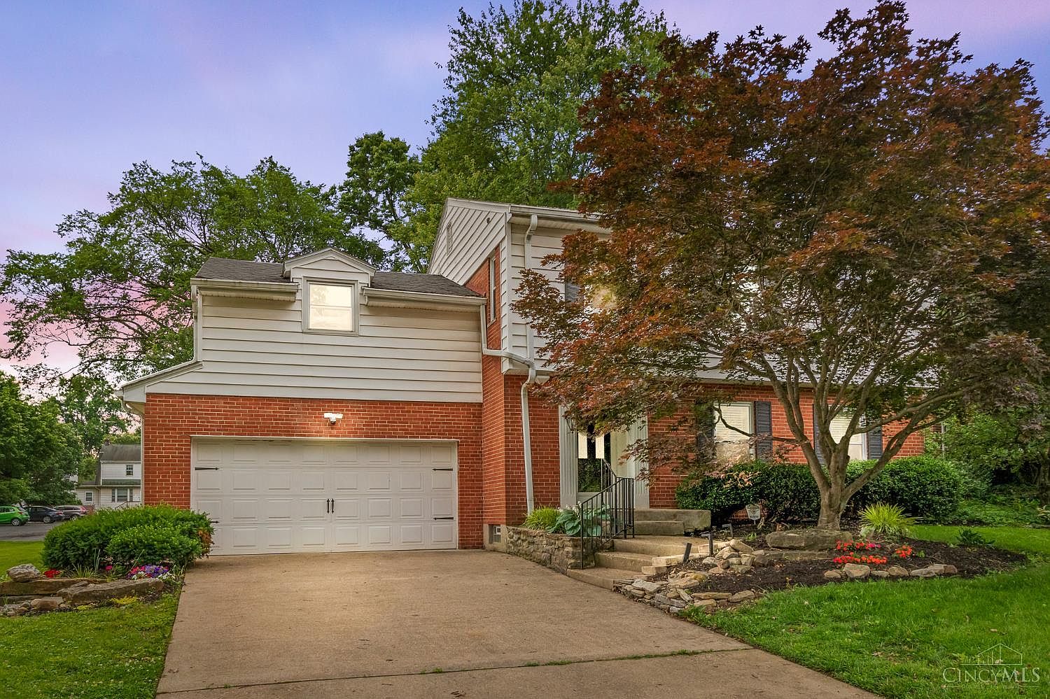 6424 Honeysuckle Dr, Cincinnati, OH 45230 | Zillow