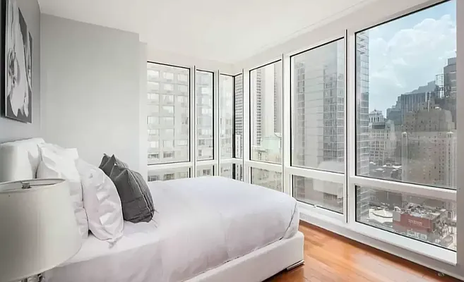 Rented by Compass | media 16