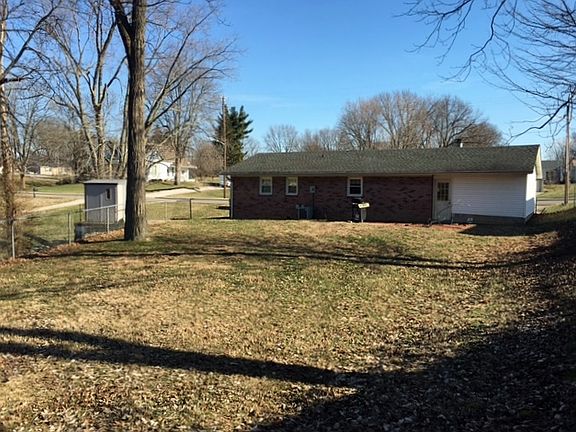 2nd image of 308 N Main St