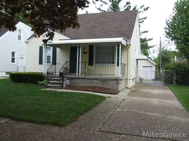 1st image of 1411 Whitcomb Ave