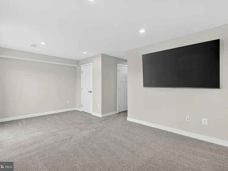 118 Fletcher Cir — Photo 7
