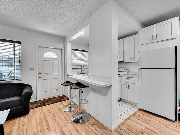 5th image of 1300 N 17th Avenue #109