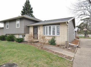 102 SW Sharmin Dr, Ankeny, IA 50023
