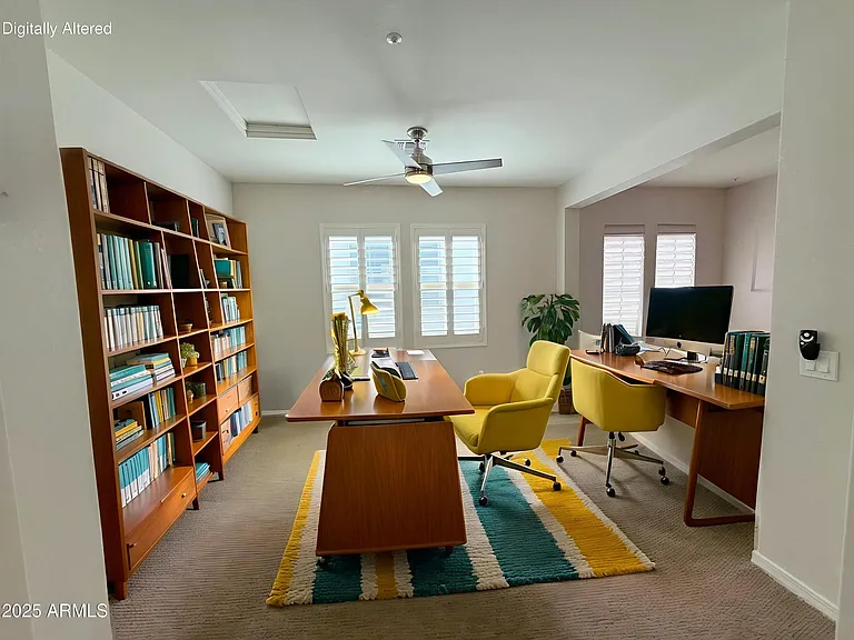 2366 W Gloria Ln — Photo 25