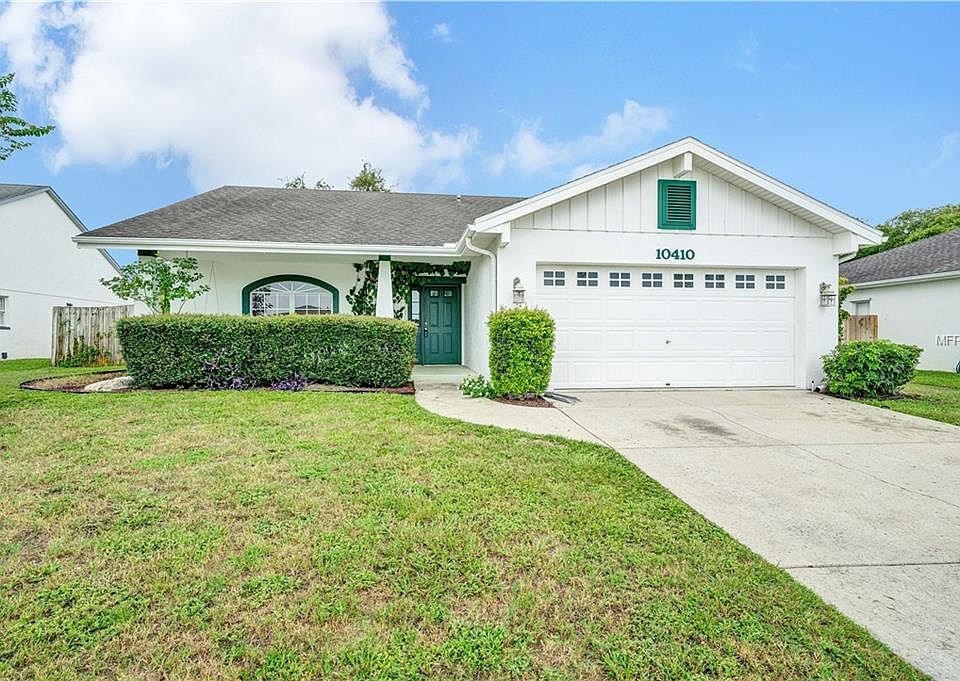 1st image of 10410 Countrywood Ln