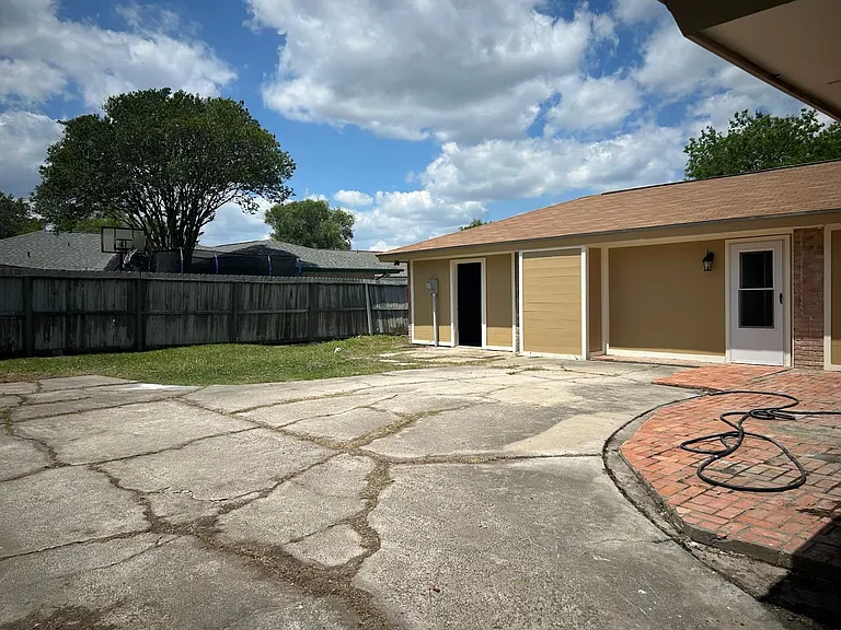 4009 Donaho Dr — Photo 3