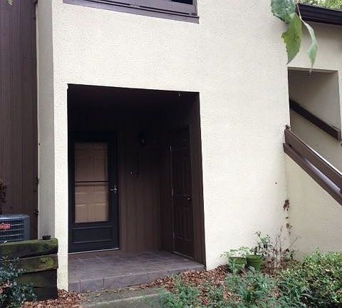 4th image of 7317 Winery Ln