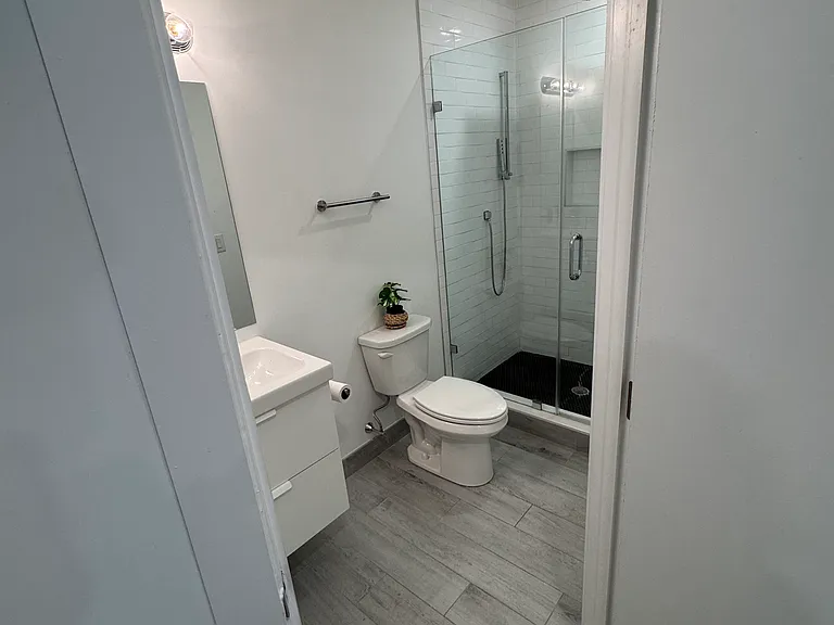 4019 Haverford Ave #3 — Photo 11