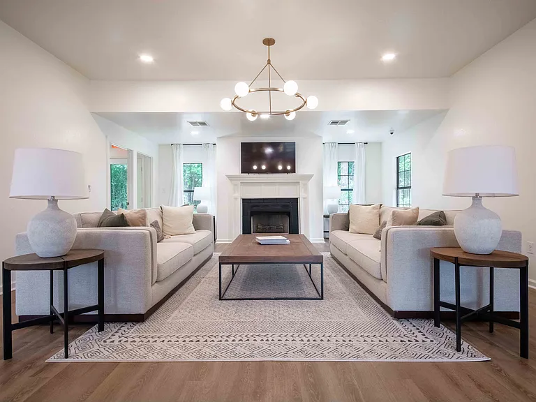 Revive Benton Apartments — Photo 13