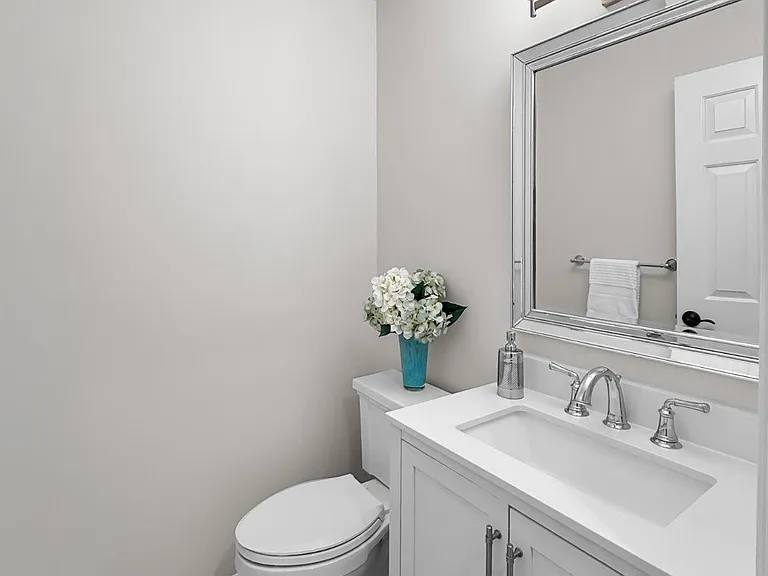 6609 Heidi Ct — Photo 28