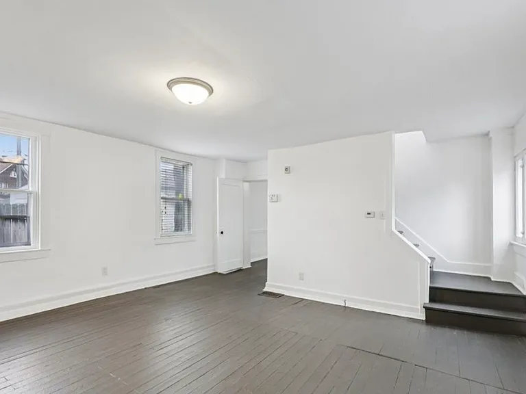 1016 E Palmer St — Photo 3