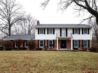 223 Trailtop Ct, Chesterfield, MO