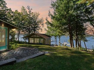 308 N Cove Rd, Hudson, WI 54016