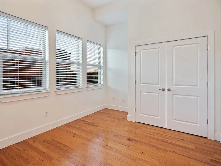 1535 Ogden St — Photo 23