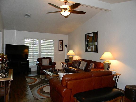 4th image of 4926 Silver Frost Dr