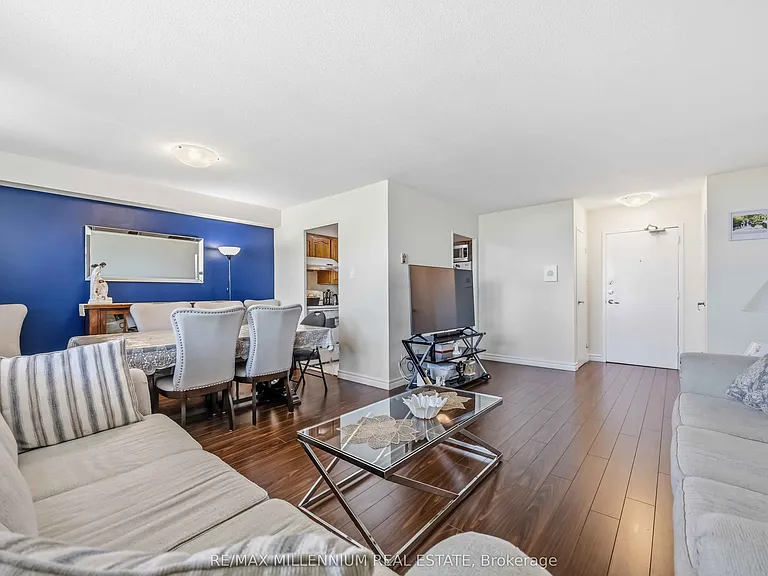 2550 Pharmacy Ave #1107 — Photo 12