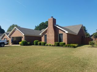 103 Catherine Ct, Florence, AL 35630