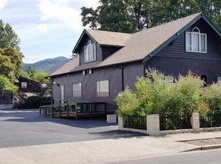 222 NE B St, Grants Pass, OR