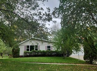 416 N Meridian St, Belle Plaine, MN 56011