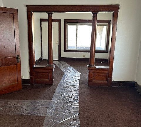 5th image of 15710 Holmes Ave