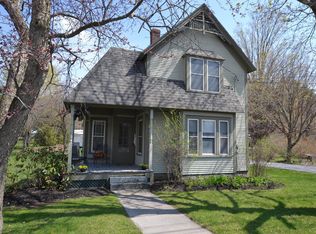 162 S Main St, Waterbury, VT 05676