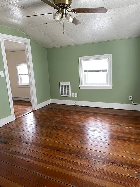 2 bed, 1235 sqft, $2,175 — Photo 3