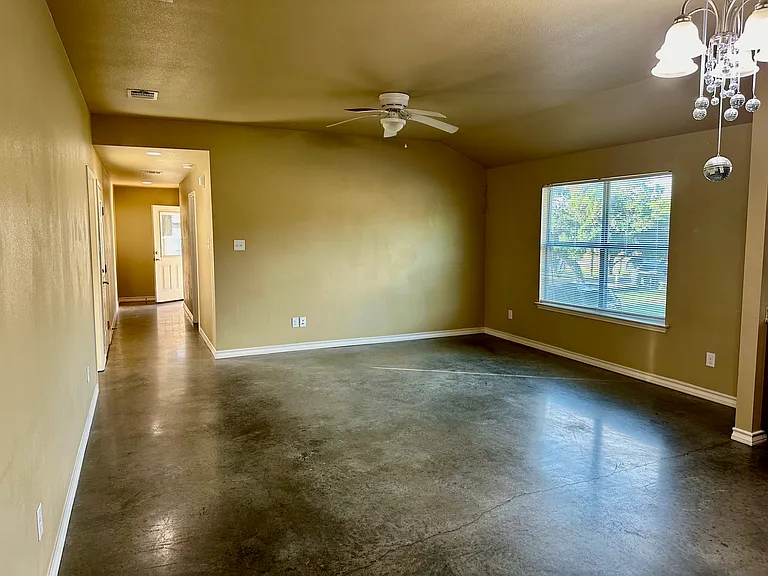 1400 Clyde St #B — Photo 9