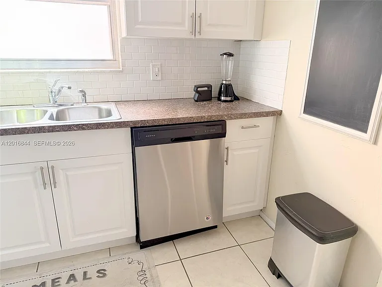 1301 NE Miami Gardens Dr #626W — Photo 9