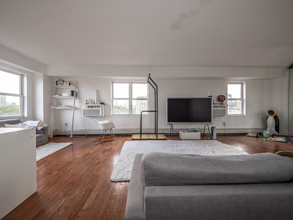 1st image of 300 Cathedral Pkwy #12E
