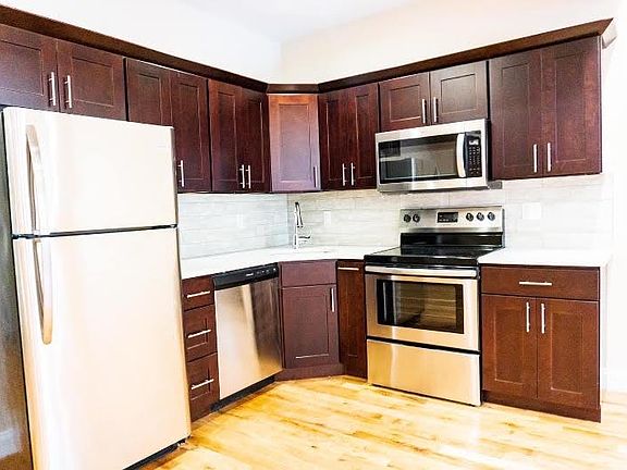 3rd image of 1000 Tinton Ave #1