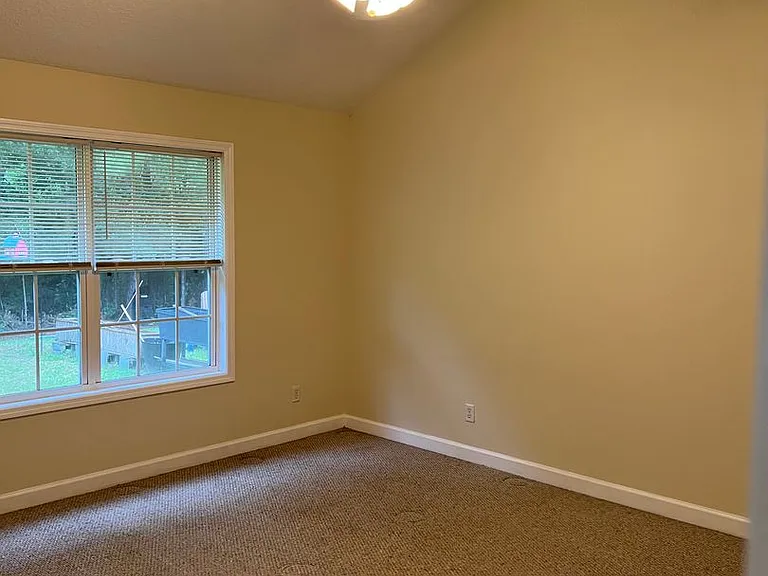 185 Drew Cir — Photo 9