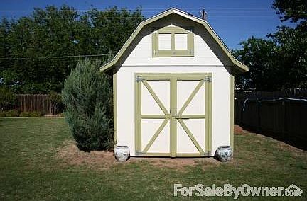 storage/workshop unit