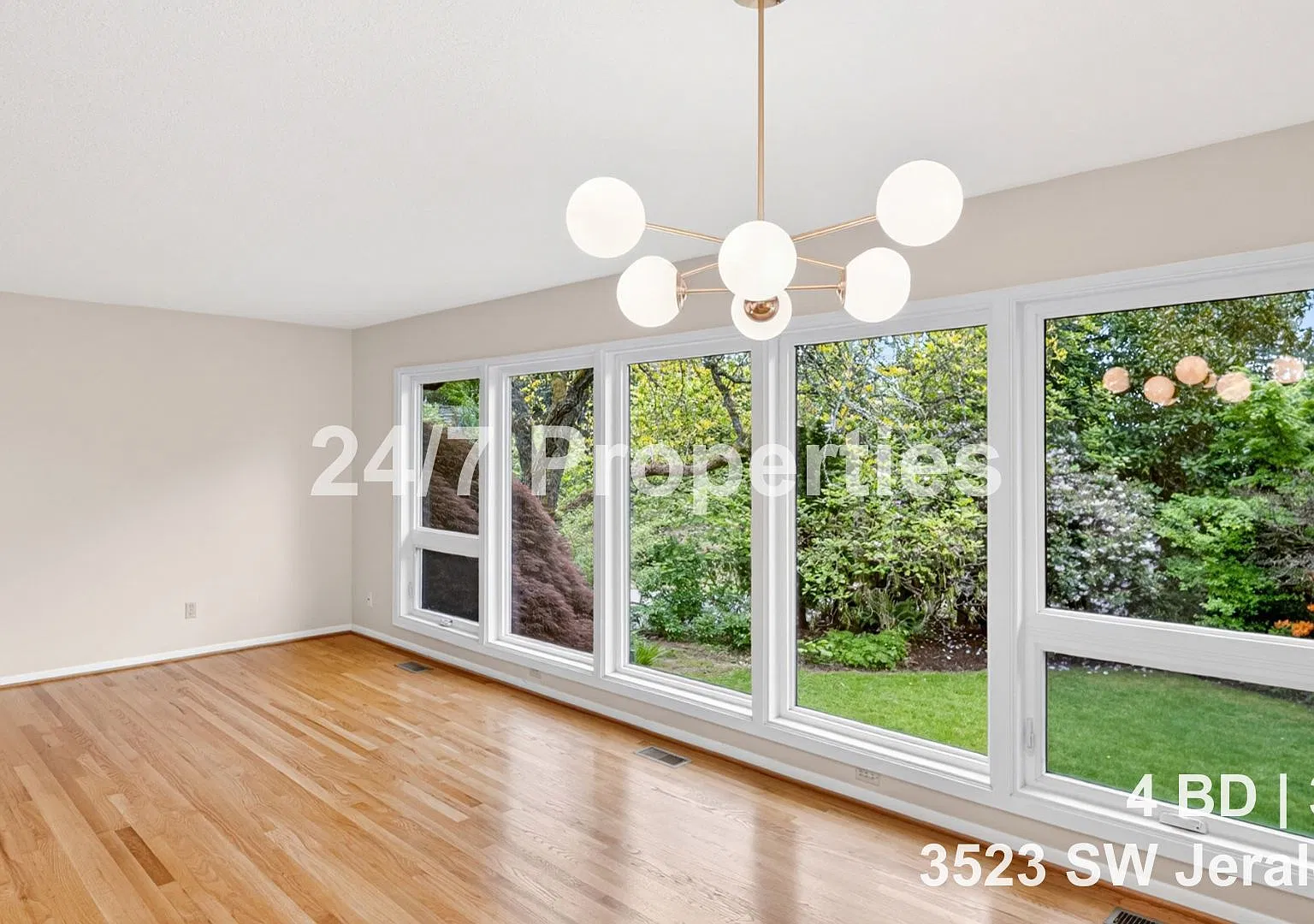 Beautiful 4 BD | 3 BA w/ ADU - SW Portland — Photo 3