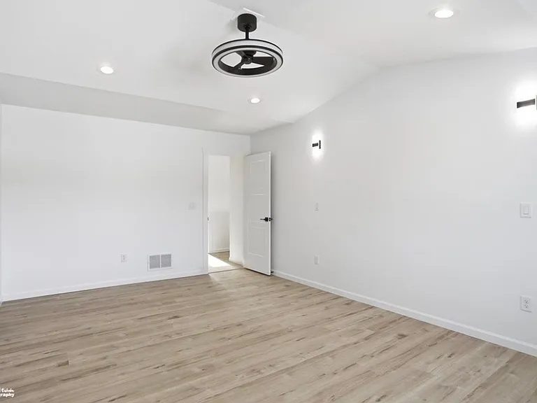 336 W Ashbrook Dr — Photo 43