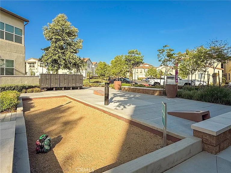 9513 Retreat Pl — Photo 48