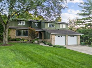 200 Little John Ct, Bartlett, IL