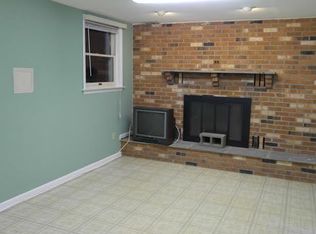 5211 Russett Rd, Rockville, MD 20853