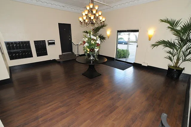 Chateau Hollywood — Photo 25